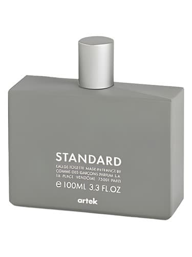 Comme des Garcons Standard